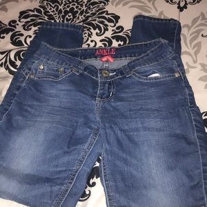 Gogo ankle jeans